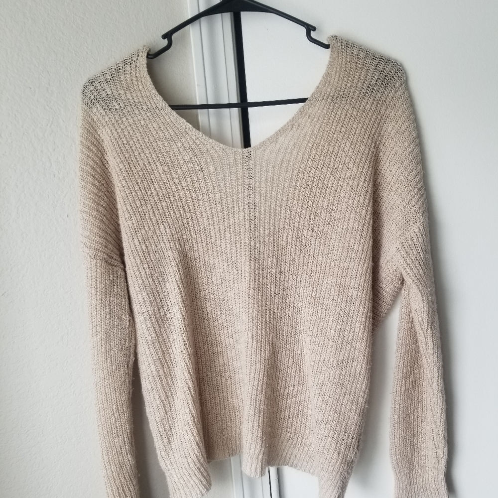 Sweater - Picture 6 of 6